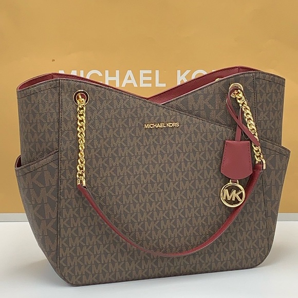 MICHAEL KORS 
Jet Set Large Logo Tote Shoulder Bag
COLOR DARK CHERRY
NWT - Picture 1 of 16